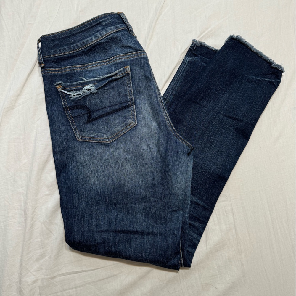 American eagle tomgirl jeans